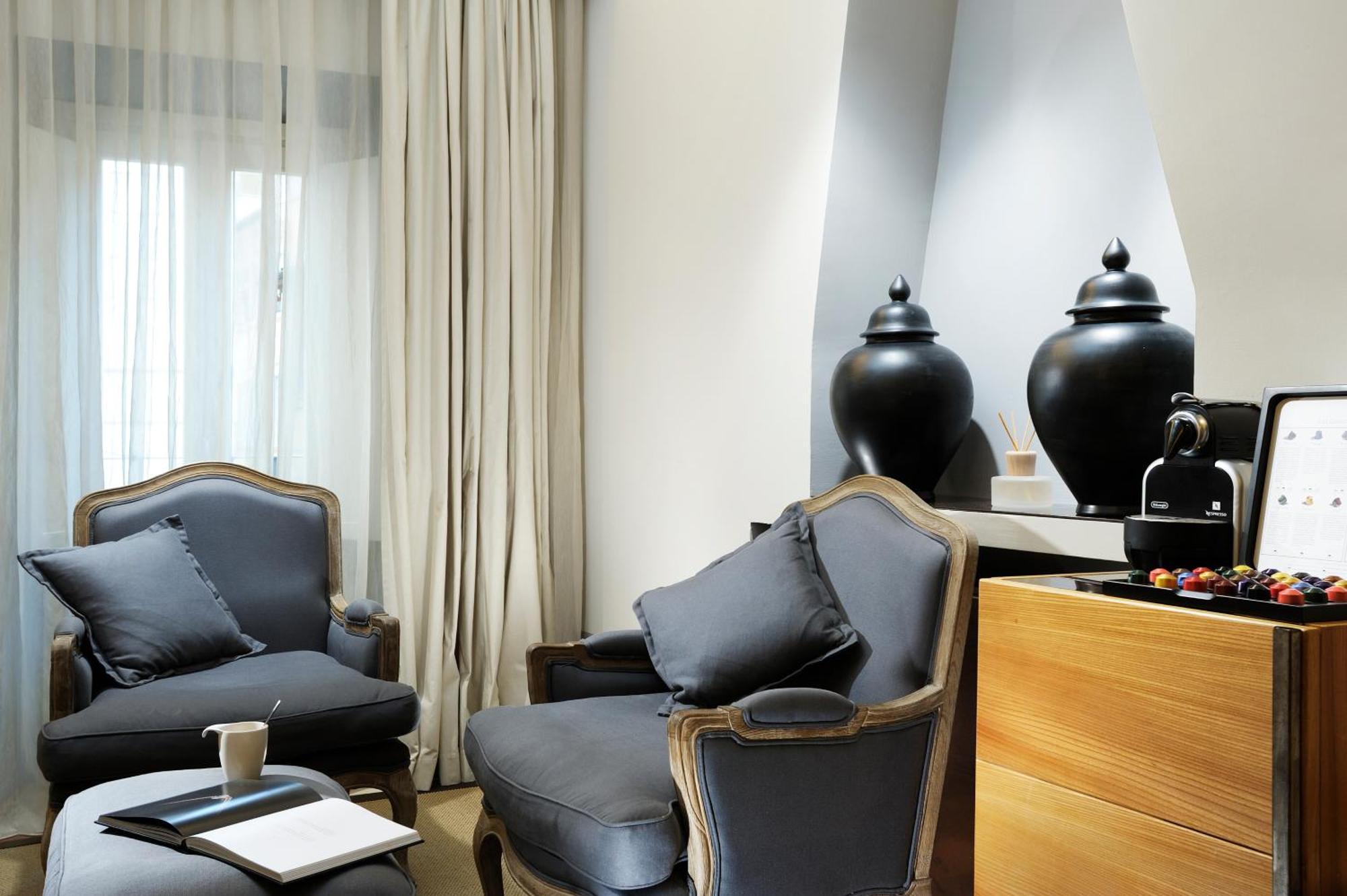 Mario De' Fiori 37 Hotel Rome Bagian luar foto