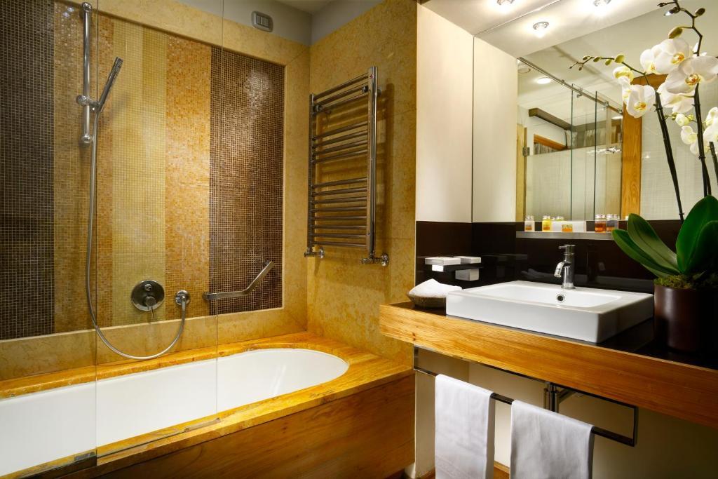 Mario De' Fiori 37 Hotel Rome Ruang foto